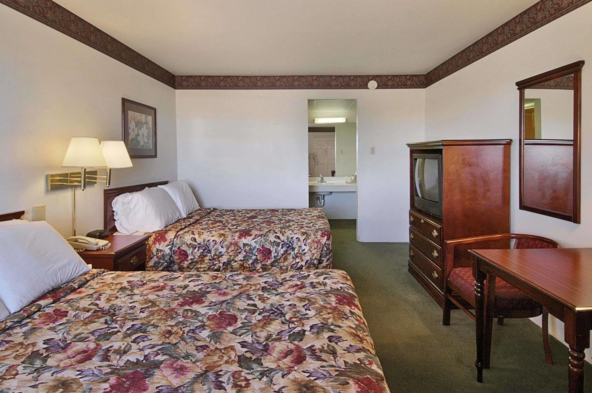 Days Inn Lubbock Texas Tech University Esterno foto